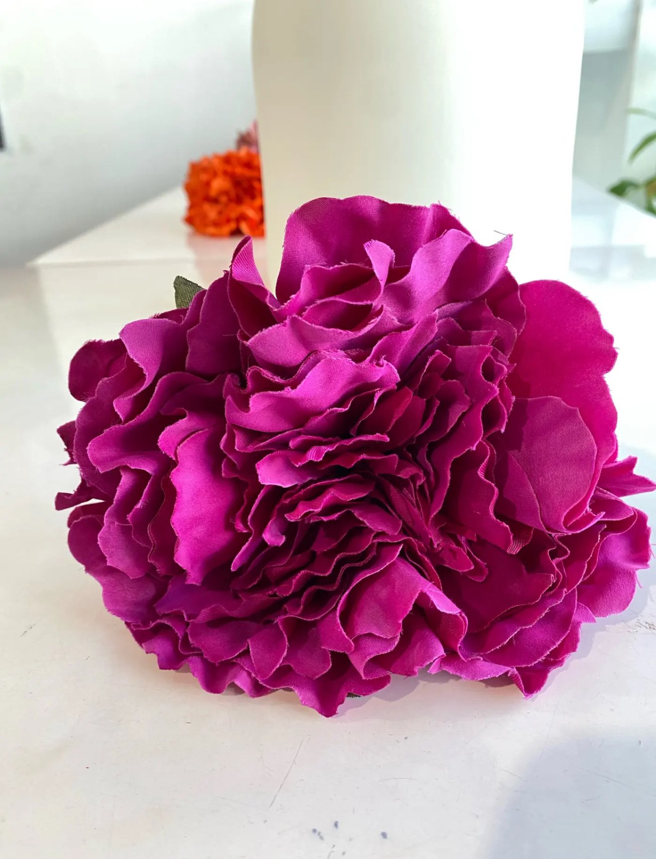 Corona de claveles PEONIA para flamencas - Imagen 5